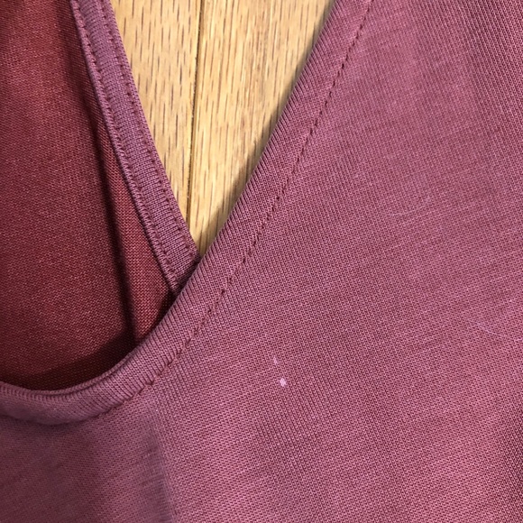 Peplum Bottom Tank Top - Picture 3 of 4